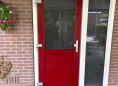 kunststof-voordeur-met-zijraam-874x1024